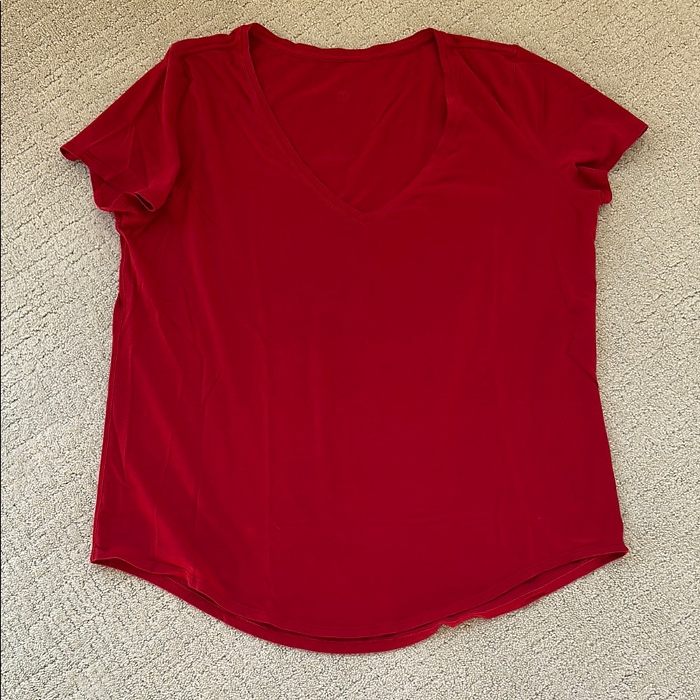 Lululemon V-neck Love tee